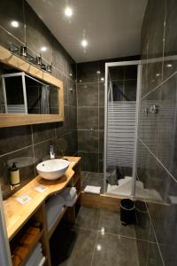 Hotels Grand Hotel Richelieu : photos des chambres