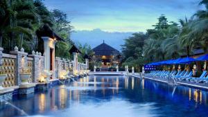 Centara Seaview hotel, 
Khao Lak, Thailand.
The photo picture quality can be
variable. We apologize if the
quality is of an unacceptable
level.