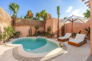 Villa Palmara - NEW 1BR Tropical with Pool Walk to Beach & Cafes