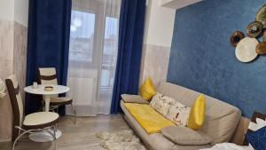 Blue Velvet Luxury Sudio near Palas Mall