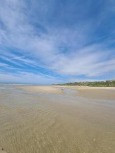Campings Mobil-home Vue mer Piscine - Camping La Falaise Equihen-Plage - La Coquille d-Opale : photos des chambres