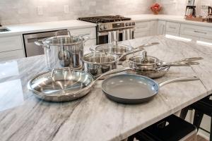 Luxury 4BR, Sleeps 11, Garage, Near Whole Foods