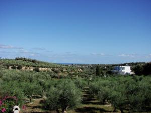 Peaceful Villa in Loutra Crete with Swimming Pool Rethymno Greece