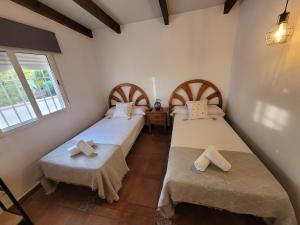 casa rural con piscina y barbacoa en Nerja para 4 personas