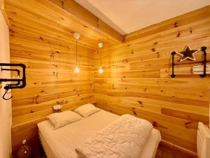 Appart 313, au pied des pistes de ski avec superbe vue