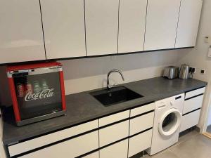 CPH Airport Room - 1 min to train, 15 min to City Center