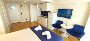 Apartment with sea view in Orbi City