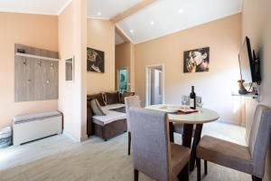 Lara i Mirko Apartments