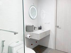 Suites empresariales cerca de Omni Hospital, Solaris , Mall del Sol, Guayaquil