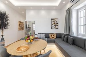 Etemis Home Naxos Down Town