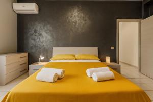 Bright apartment near Milan and Linate AC