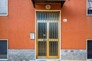 Bright apartment near Milan and Linate AC
