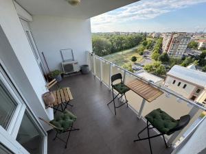 HOMEY apartment - riverside VIEW, near Genesys