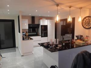 Villas Villa Piscine-Jacuzzi : photos des chambres