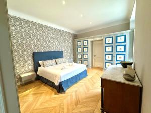 Two-Bedroom Deluxe Apartment