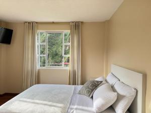 Luxury Mansion with Garden 6 Bedroom 6 Bath