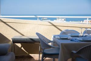 Sunseekers Sky Balcony - Sea View Rooftop in Durrës