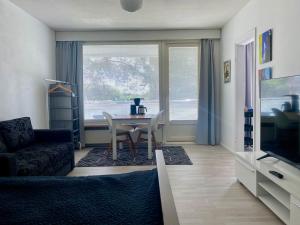 Huttu 1 - Ihqu yksiö loistavalla sijainnilla