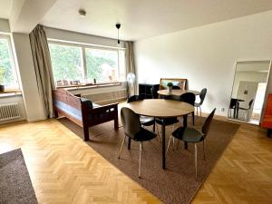 Unique House only 3 min from the airport