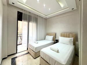 Elegant Suit in Guéliz