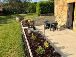 Maisons de vacances Appartement Cosy avec Jardin et Terrasse – Confort et Charme a la Campagne - FR-1-585-134 : photos des chambres