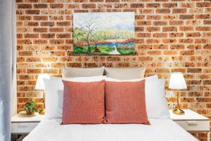 StayAU Cozy 3BR Suburban Retreat in Ingleburn