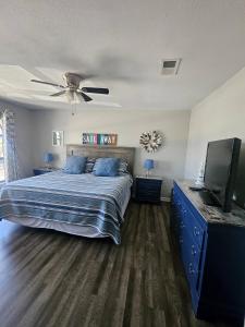 Steps to Sand! Navarre Getaway