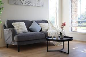 StayAU Pakenham 5 BRM Hidden Oasis Pet-friendly