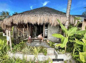 ShakaBrah Beachfront Hostel