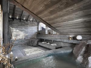 Chalet moderne avec spa et piscine à Courchevel 1850 - FR-1-564-146
