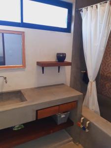 Zen Studio Full Kitchen & Outdoor Chill Space