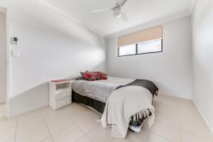 Panoramic Ocean View CBD Appartment