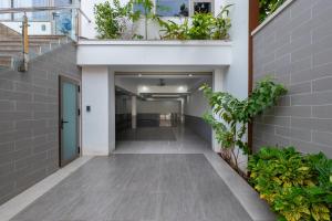 Nancy Tran Grand strip 11