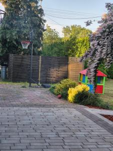 Domek na działce