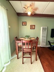 Centrally located adu