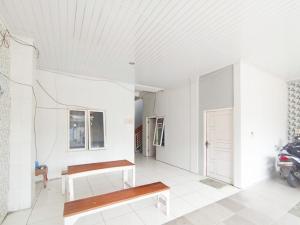 RedDoorz at Griya Jeniee Near Stadion Wilis Madiun