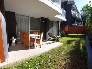 Resort Pool and Garden Apartment, Nelson Bay