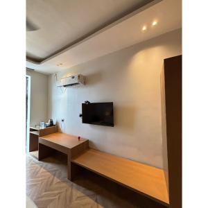 Hotel Royal Palm Inn