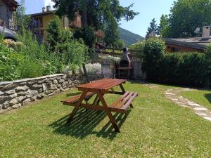 Sauze dOulx ciabot la garitüla with garden - wifi- close to the chairlift