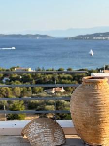 Villa Thalia Floating Heaven