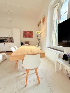 Duplex 10P Jacuzzi Terrasse Vue Mer et Montagne Marseille