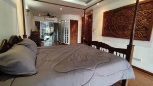 Jomtien Villa House Pattaya Night Market