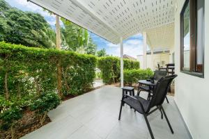 Oxavia Garden Oasis B3 in Nai Harn with Jaccuzzi