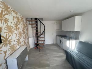 Appartements 22G DUPLEX T2 Lumineux a Marseille : photos des chambres