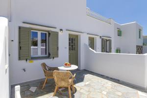 Elena Studios & Apartments