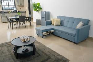 Cozy 2BR Apt With free WiFi & Parking Bweya Kajjansi