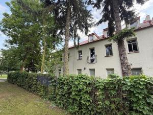 Leśna Residence Comfort Apartment by BookingHost