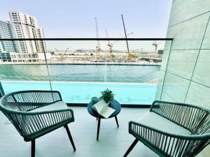 Serene Canalfront Studio Apt With Private Jacuzzi!