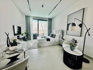 Serene Canalfront Studio Apt With Private Jacuzzi!