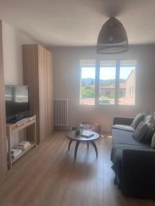 Aix centre - Appartement Cosy avec Terrasse et Clim